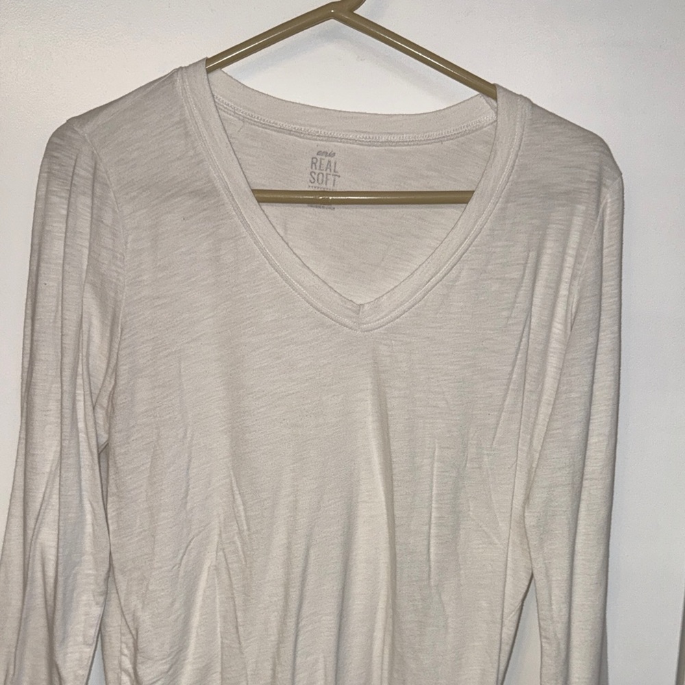 Aerie Real Soft V-Neck Long Sleeve Tee - White